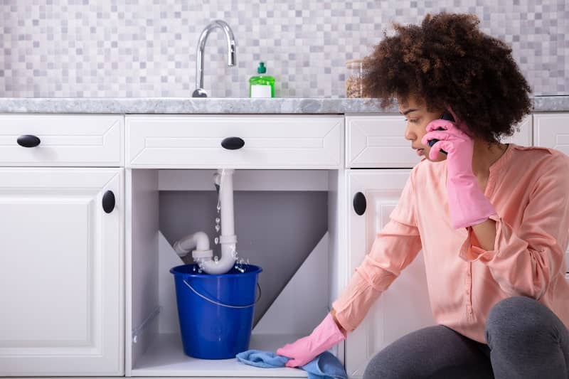 3 Plumbing Problems to Look for in Older Homes in Fort Myers, FL